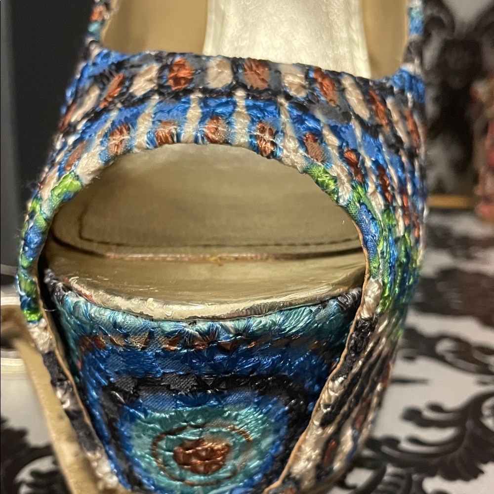 Colorful Patterned High Heels - Picture 6 of 6